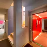 In 42838 * Μπιμπιόνε