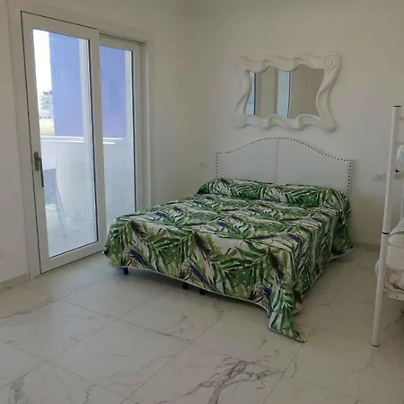 In 42838 * Μπιμπιόνε