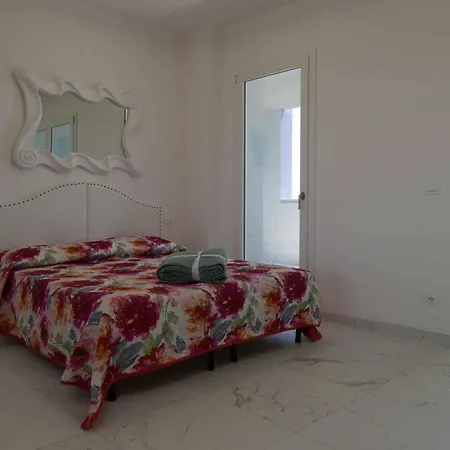 In 42838 * Μπιμπιόνε